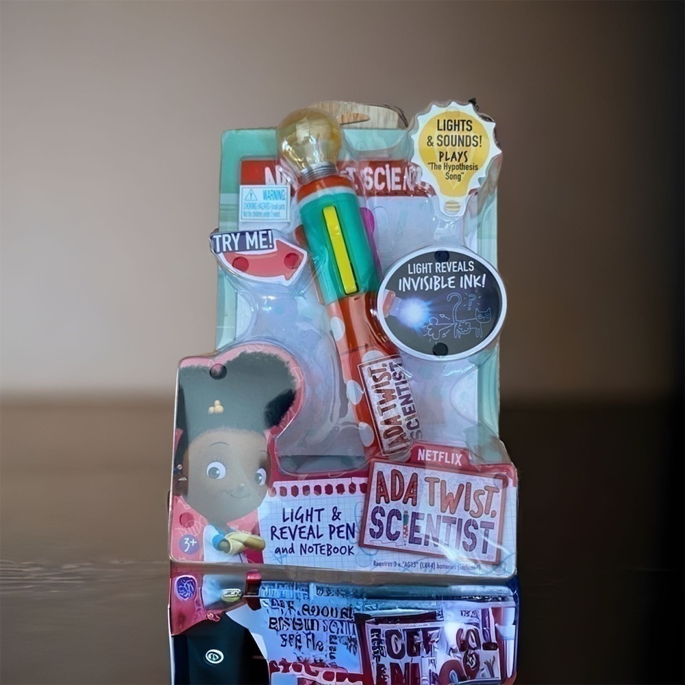 Ada Twist Scientist Light & Reveal Pen Imagination Toy NEW Netflix